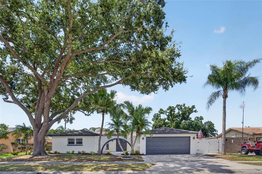 Property photo for 12114 RHONDA TERRACE, Seminole, FL