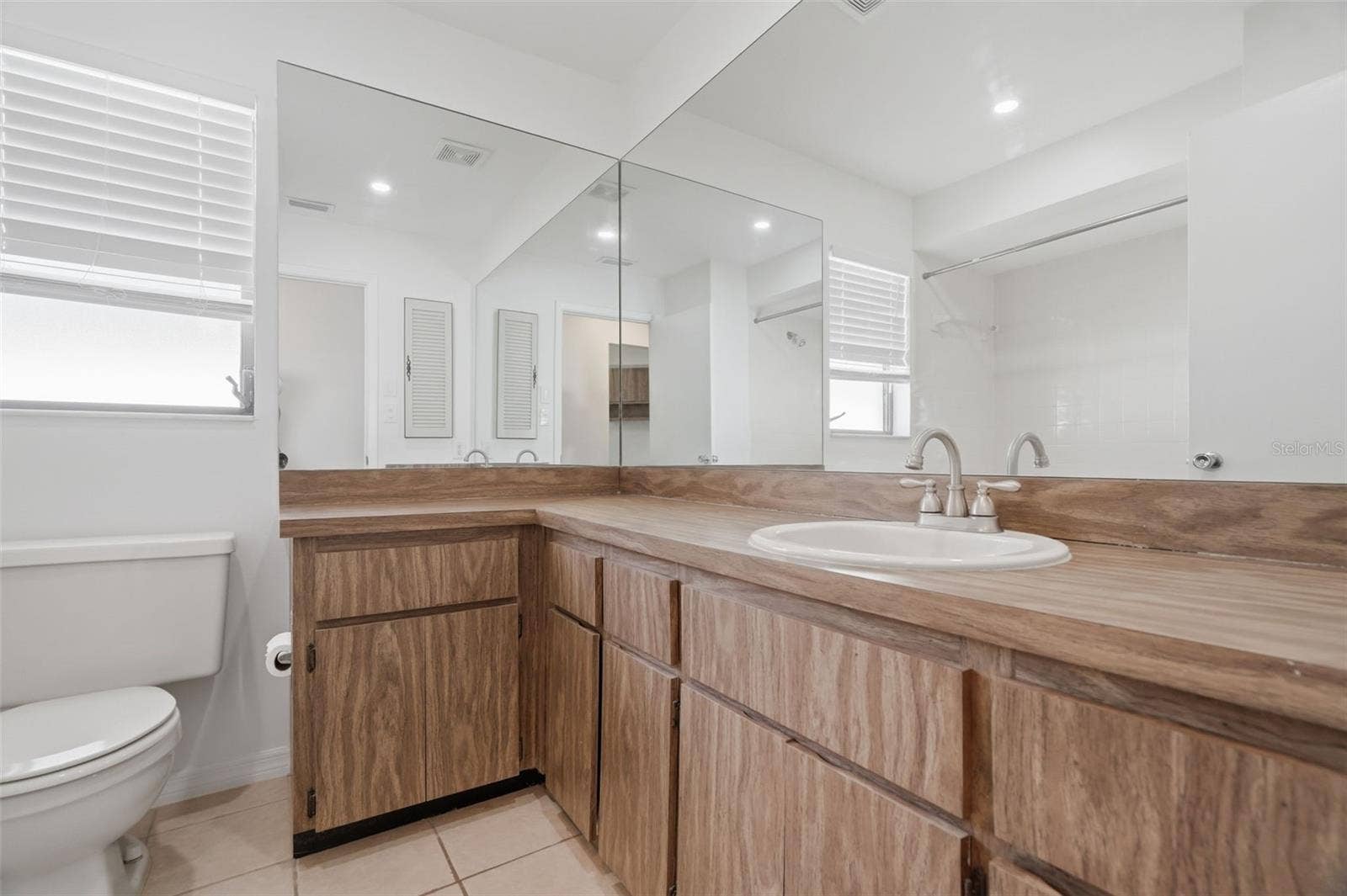104 NESTLEBRANCH DRIVE, Safety Harbor, FL 34695 Bathroom 2