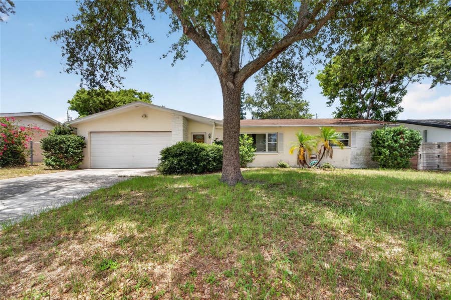 Property photo for 1342 EDMONTON DRIVE, Clearwater, FL