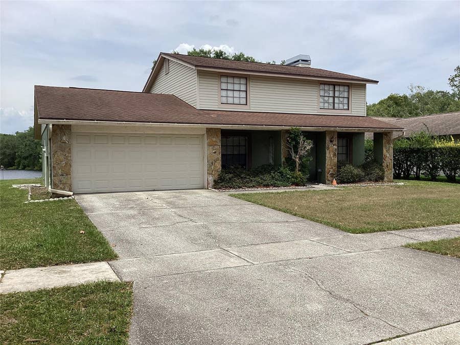 Property photo for 4942 PENNSBURY DRIVE, Tampa, FL