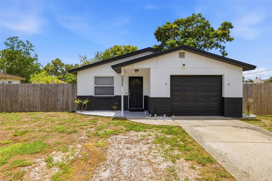 Property photo for 8952 NARCISSUS AVENUE, Seminole, FL