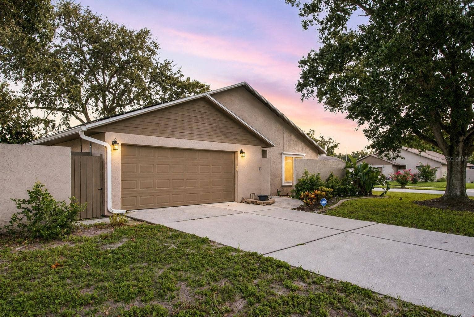 2767 VANESSA LANE, Palm Harbor, FL 34684 Welcome Home!