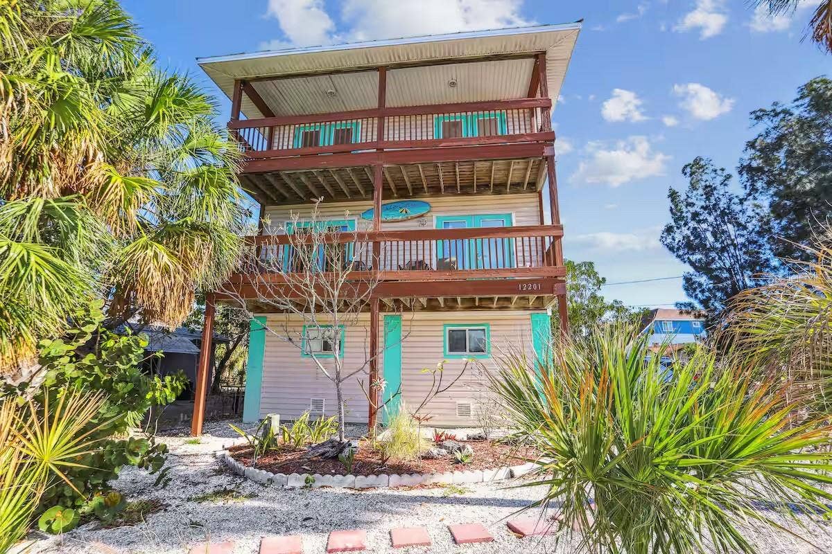 12201 GULF BOULEVARD, Treasure Island, FL 33706 12201 GULF BOULEVARD, Treasure Island, FL 33706