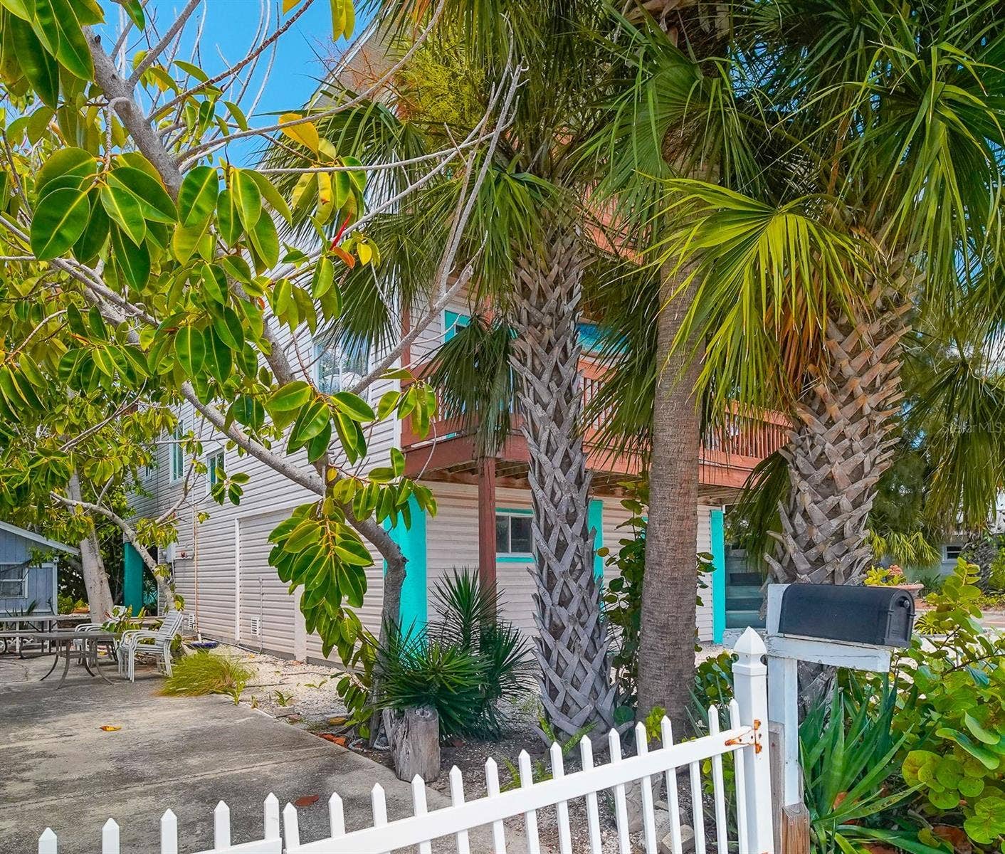 12201 GULF BOULEVARD, Treasure Island, FL 33706 12201 GULF BOULEVARD, Treasure Island, FL 33706