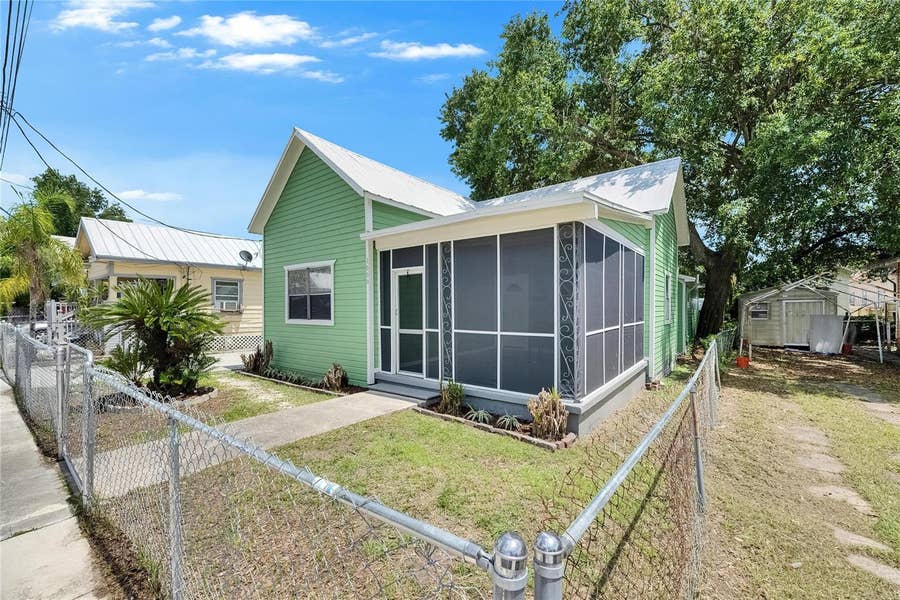 Property photo for 1009 E COLUMBUS DRIVE, Tampa, FL