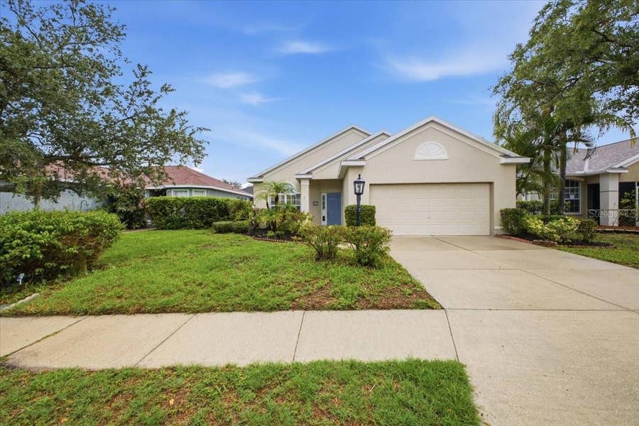 Property photo for 819 SPRINGWOOD CIRCLE, Bradenton, FL