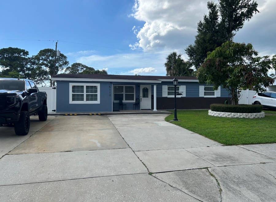 Property photo for 5112 GATEWAY DRIVE, Tampa, FL