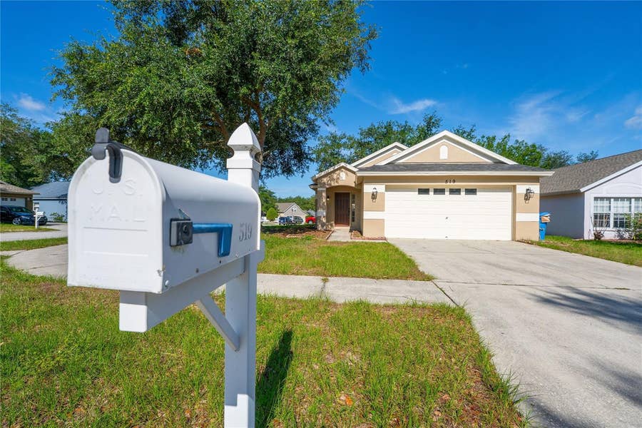 Property photo for 519 SUMMER SAILS DRIVE, Valrico, FL