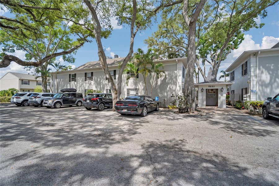 Property photo for 5221 S BAYSHORE BOULEVARD, #23, Tampa, FL