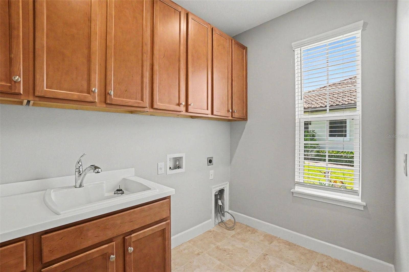 10930 WENDOVER DRIVE, Palmetto, FL 34221 10930 WENDOVER DRIVE, Palmetto, FL 34221
