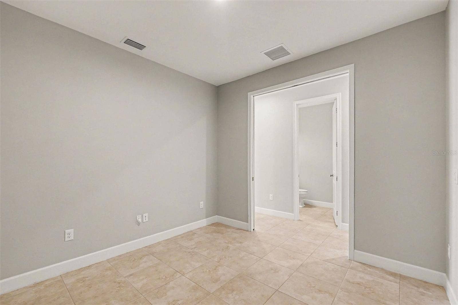 10930 WENDOVER DRIVE, Palmetto, FL 34221 10930 WENDOVER DRIVE, Palmetto, FL 34221