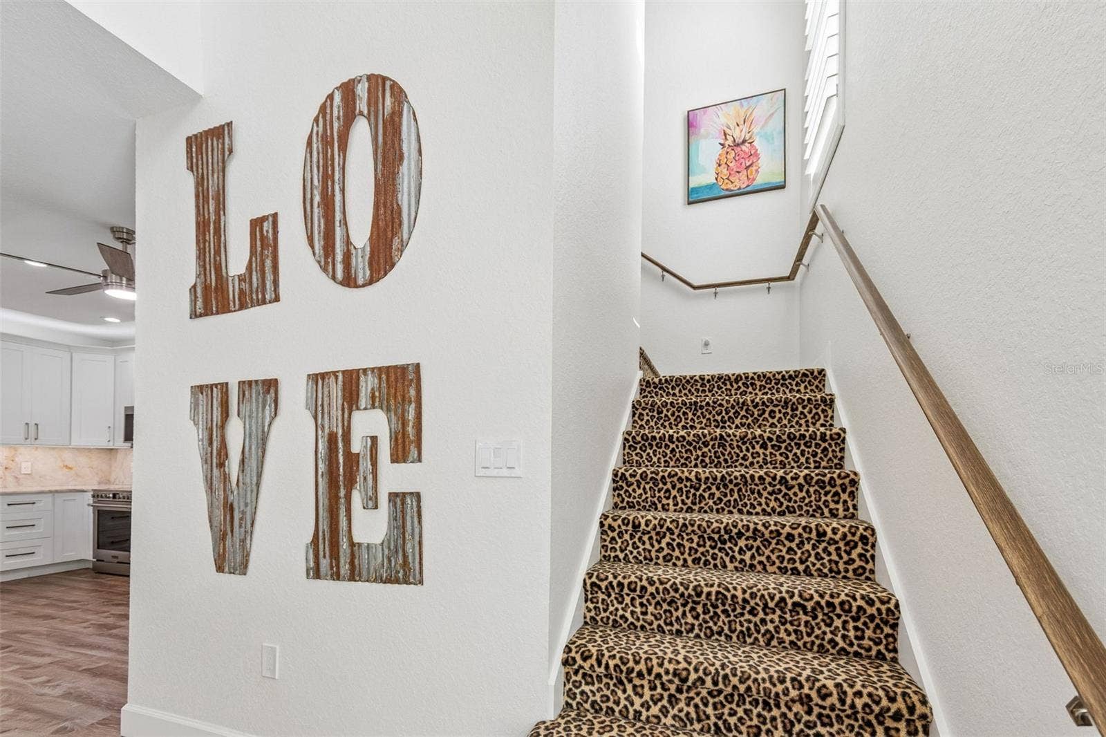 111 91ST AVENUE, Treasure Island, FL 33706 Stairway to upstairs