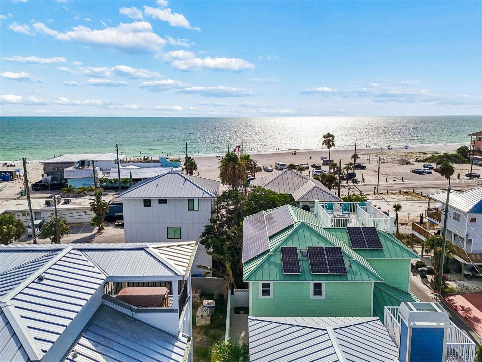 111 91ST AVENUE, Treasure Island, FL 33706 Solar panels