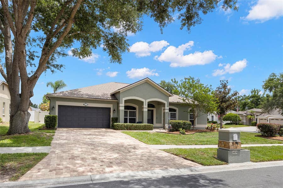 Property photo for 4038 LITHIA RIDGE BOULEVARD, Valrico, FL