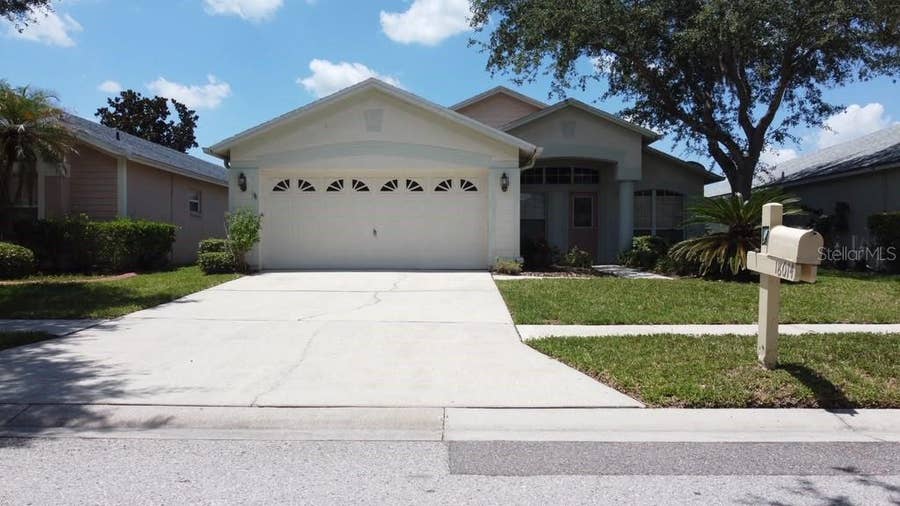 Property photo for 18014 ARBOR CREST DRIVE, Tampa, FL