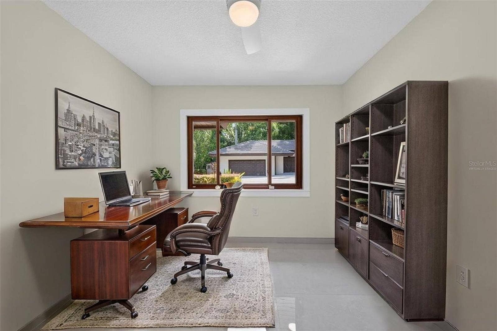 1007 LAKEWOOD DRIVE, Brandon, FL 33510 Virtually Staged