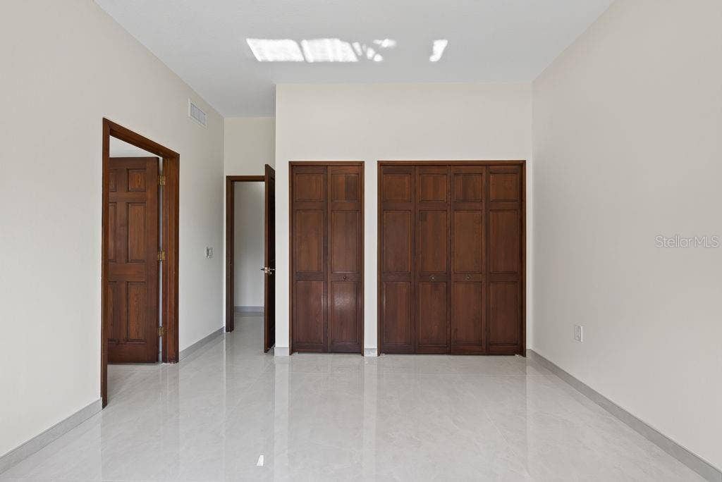 1007 LAKEWOOD DRIVE, Brandon, FL 33510 1007 LAKEWOOD DRIVE, Brandon, FL 33510