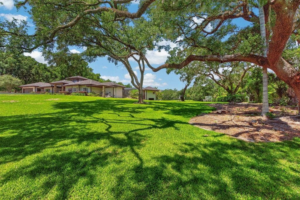 1007 LAKEWOOD DRIVE, Brandon, FL 33510 1007 LAKEWOOD DRIVE, Brandon, FL 33510