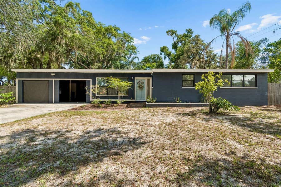 Property photo for 402 DUNEDIN AVENUE, Temple Terrace, FL