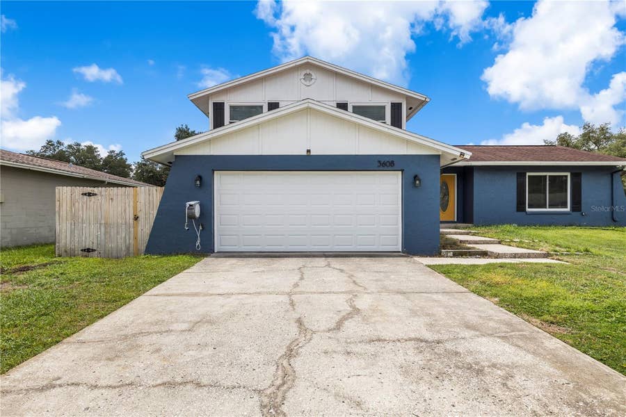 Property photo for 3608 CASABA LOOP, Valrico, FL