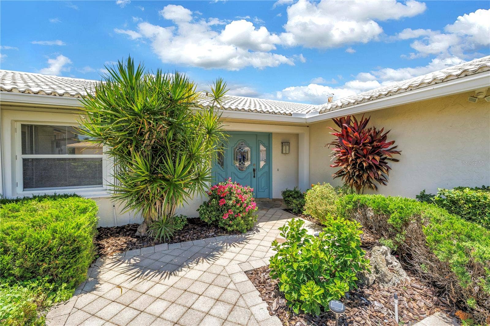 2067 MASSACHUSETTS AVENUE NE, St Petersburg, FL 33703 2067 MASSACHUSETTS AVENUE NE, St Petersburg, FL 33703