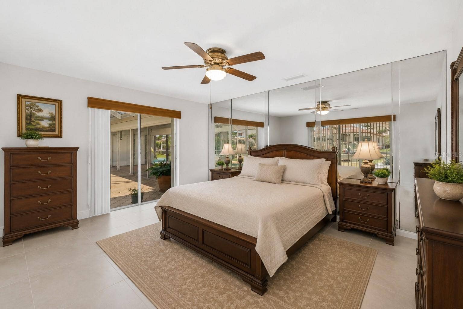 2067 MASSACHUSETTS AVENUE NE, St Petersburg, FL 33703 Primary bedroom