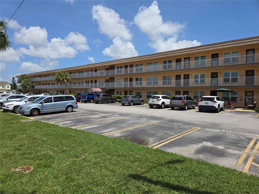 Property photo for 6400 46TH AVENUE N, #305, Kenneth City, FL
