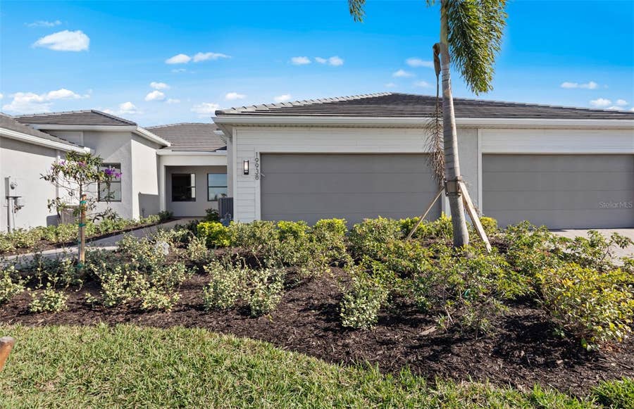 Property photo for 18718 INDIAN ROCK PLACE, Lakewood Ranch, FL