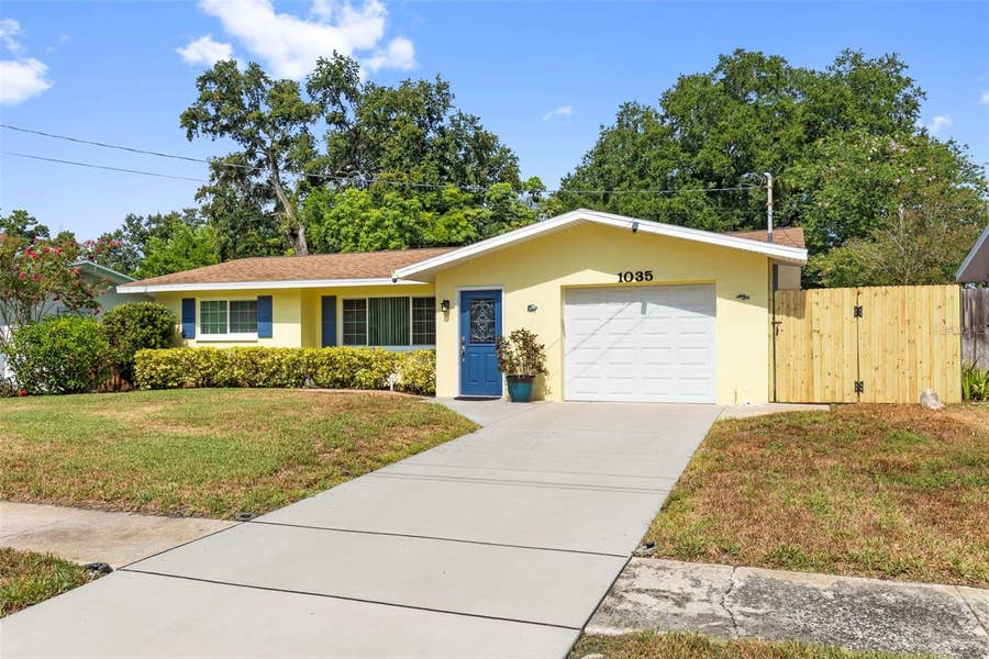 Property photo for 1035 WOODBROOK DRIVE, Largo, FL