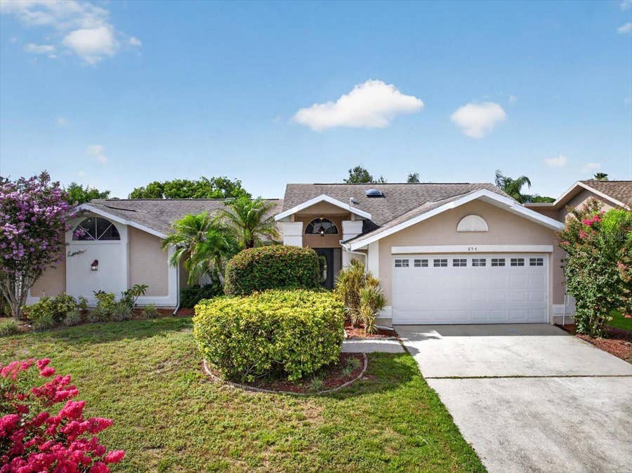 Property photo for 854 CHRISTINA CIRCLE, Oldsmar, FL