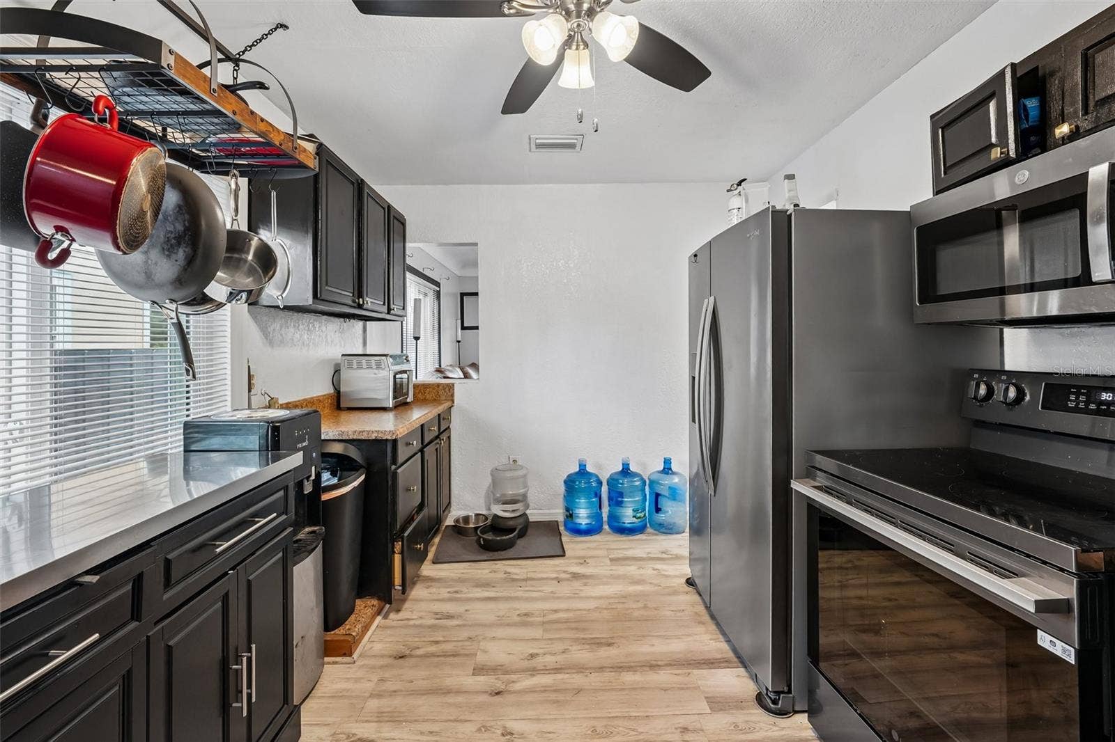 2221 8TH AVENUE N, St Petersburg, FL 33713 2221 8TH AVENUE N, St Petersburg, FL 33713