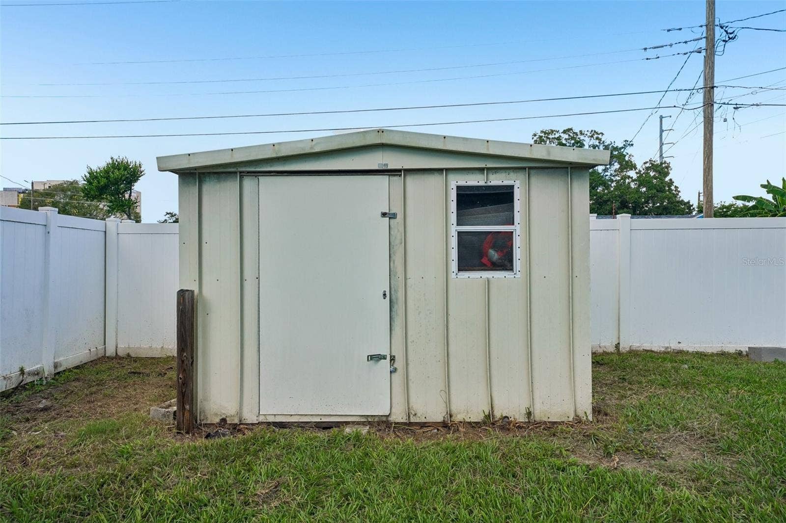 2221 8TH AVENUE N, St Petersburg, FL 33713 2221 8TH AVENUE N, St Petersburg, FL 33713