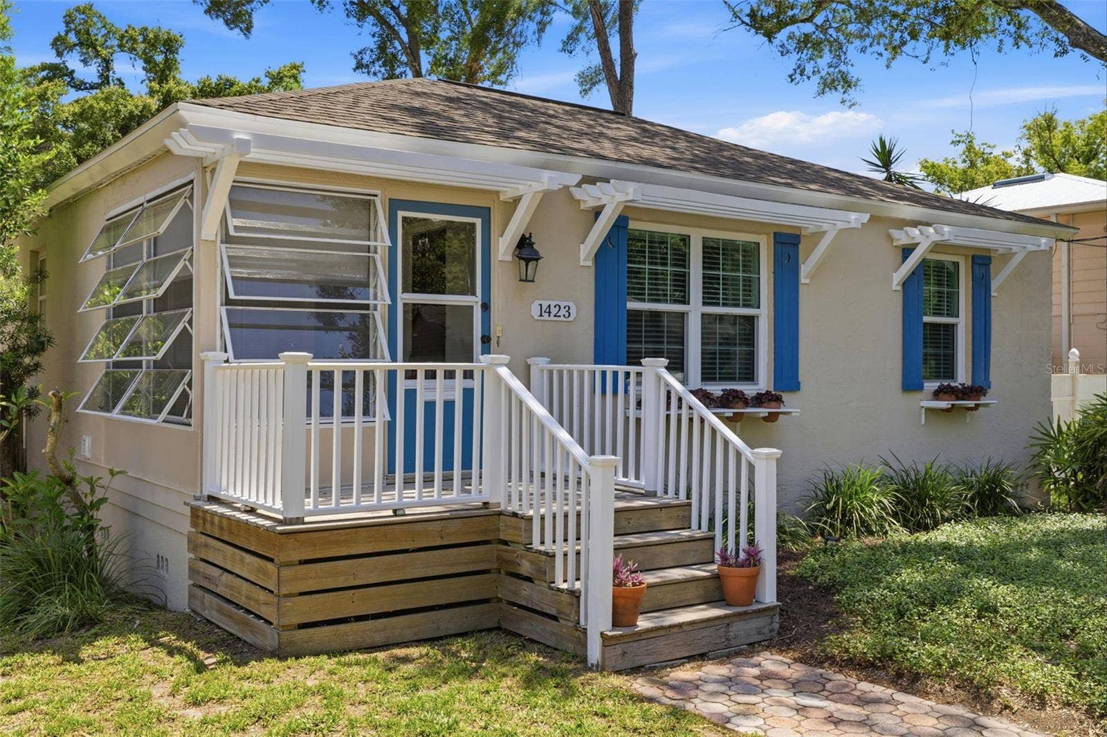 1423 E HENRY AVENUE, Tampa, FL 33604 1423 E HENRY AVENUE, Tampa, FL 33604