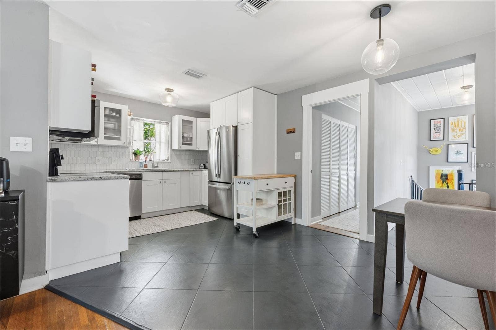 1423 E HENRY AVENUE, Tampa, FL 33604 1423 E HENRY AVENUE, Tampa, FL 33604