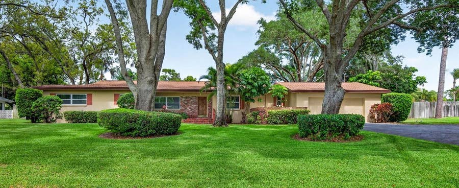 Property photo for 7 EAGLE LANE, Palm Harbor, FL