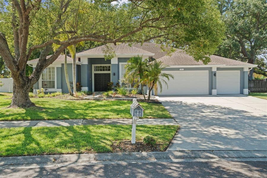 Property photo for 751 HOUSE WREN CIRCLE, Palm Harbor, FL