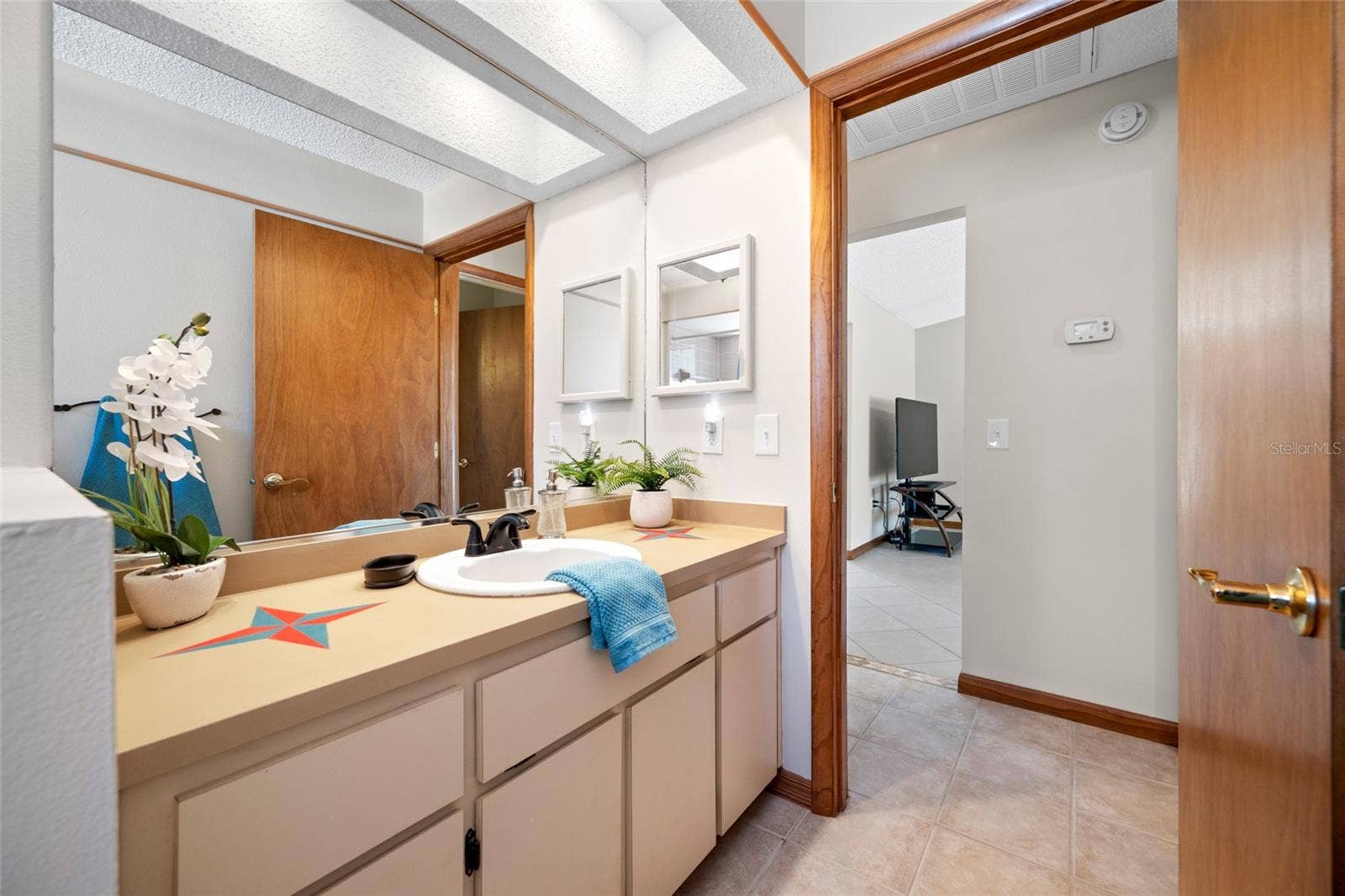 2409 OSPREY AVENUE, Palm Harbor, FL 34683 2409 OSPREY AVENUE, Palm Harbor, FL 34683