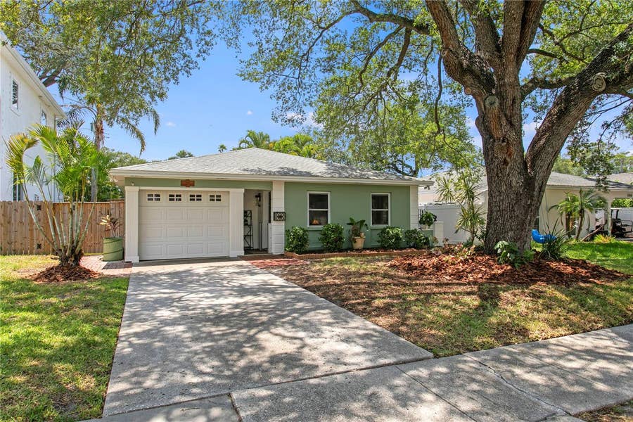 Property photo for 508 COLUMBIA DRIVE, Tampa, FL