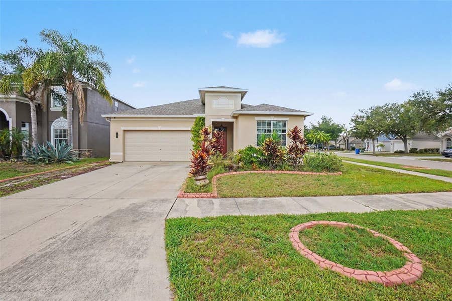 Property photo for 2130 ROANOKE SPRINGS DRIVE, Ruskin, FL