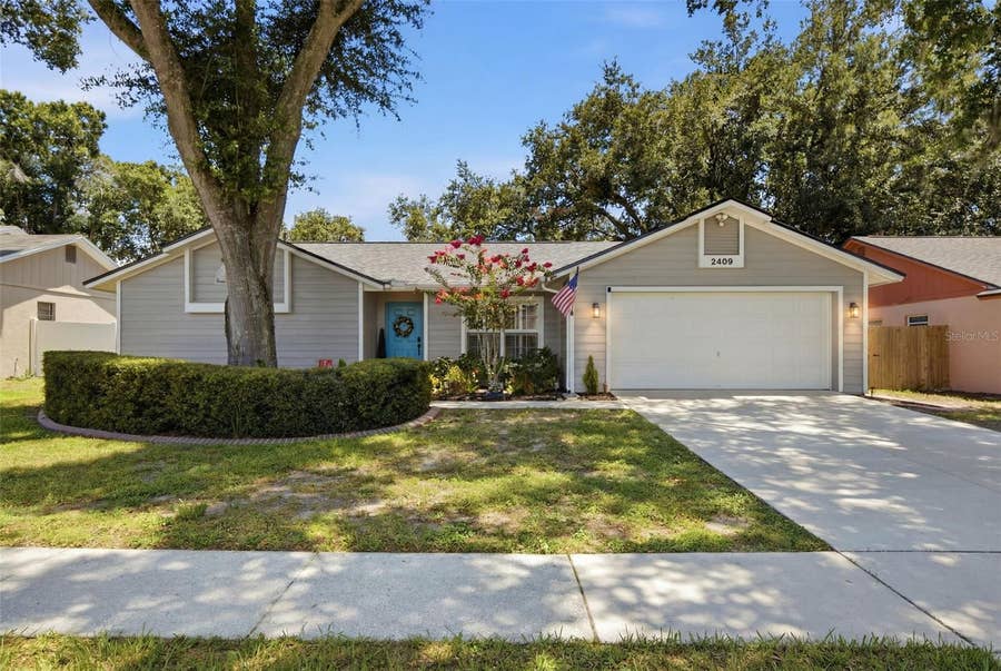 Property photo for 2409 ARBORWOOD DRIVE, Valrico, FL