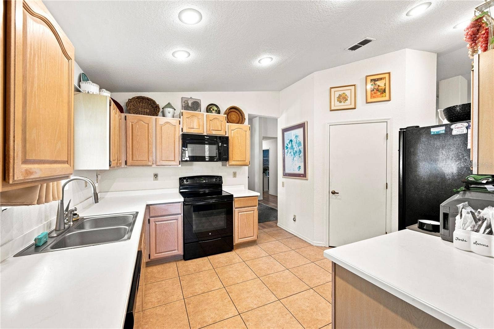 1469 RIVERDALE DRIVE, Oldsmar, FL 34677