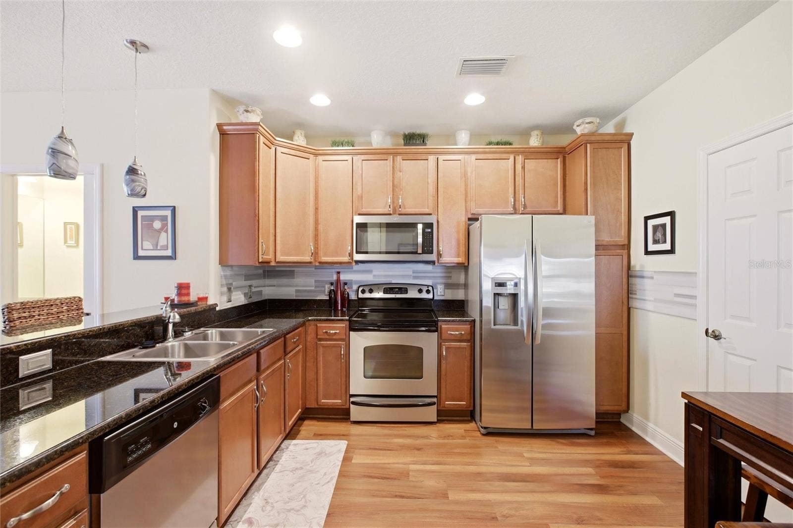 477 HARBOR RIDGE DRIVE, Palm Harbor, FL 34683 477 HARBOR RIDGE DRIVE, Palm Harbor, FL 34683