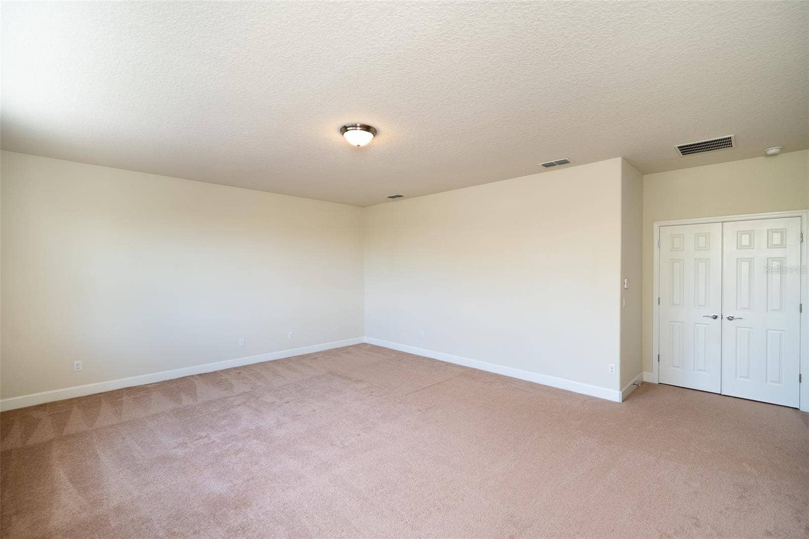12077 ULETA LANE, Orlando, FL 32827 Master Room