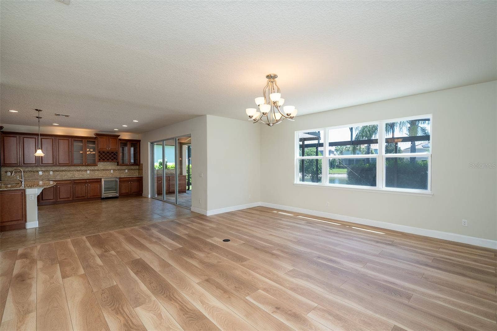 12077 ULETA LANE, Orlando, FL 32827 12077 ULETA LANE, Orlando, FL 32827