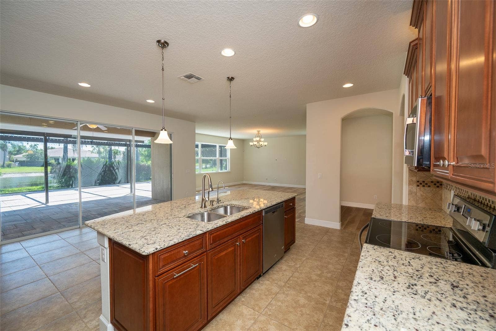 12077 ULETA LANE, Orlando, FL 32827 12077 ULETA LANE, Orlando, FL 32827