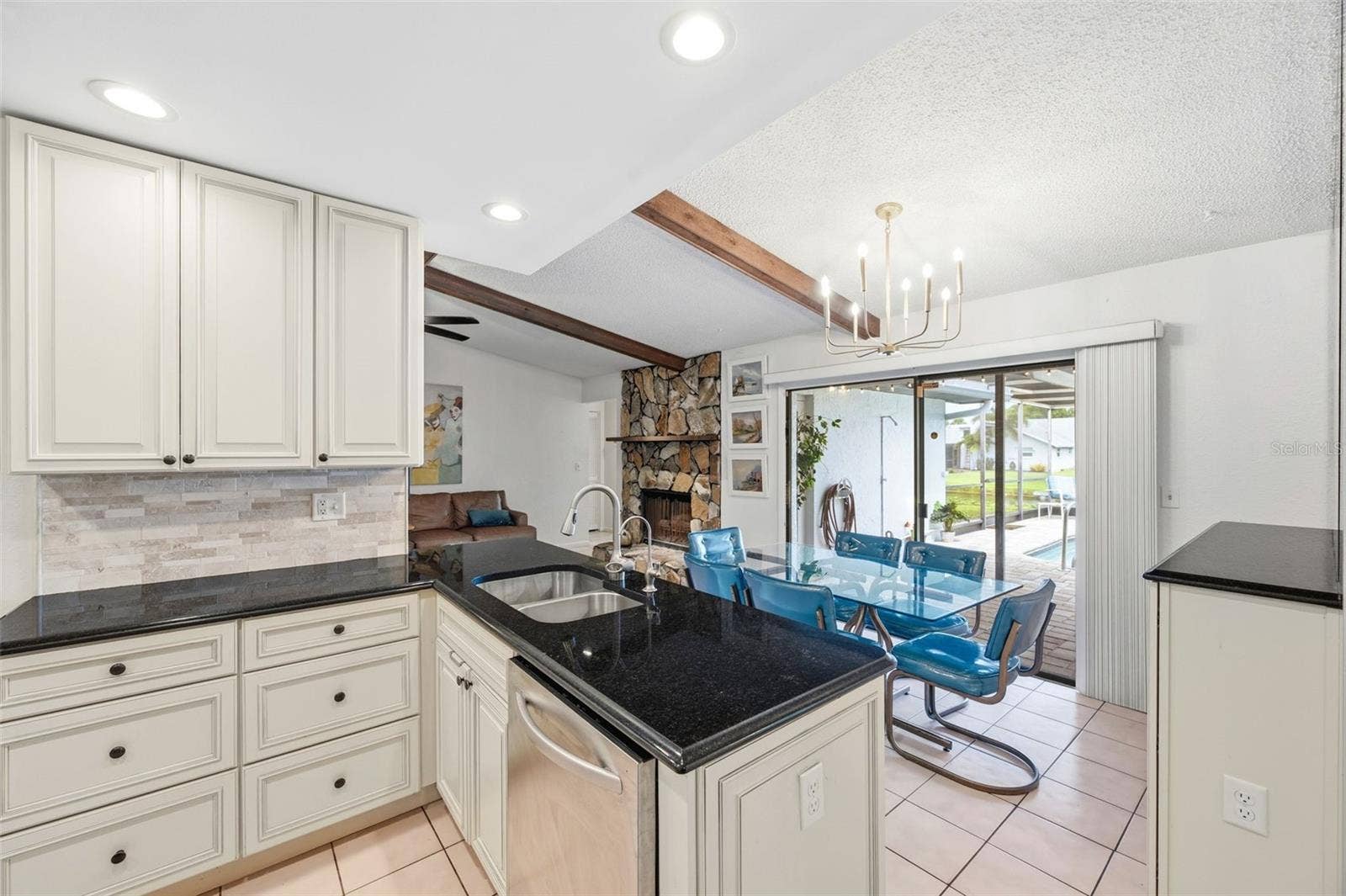 10744 97TH STREET, Largo, FL 33773 10744 97TH STREET, Largo, FL 33773