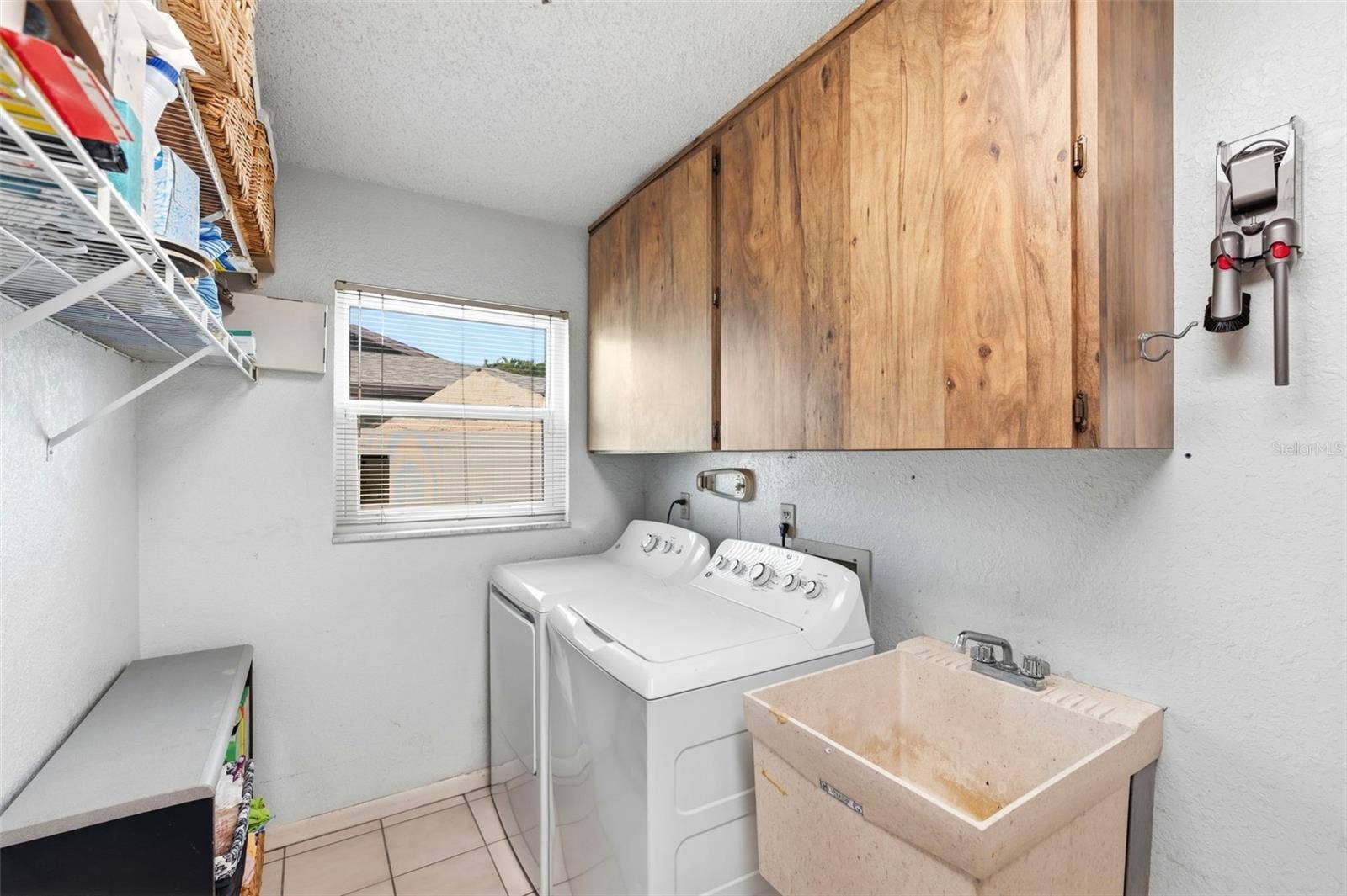 10744 97TH STREET, Largo, FL 33773 10744 97TH STREET, Largo, FL 33773