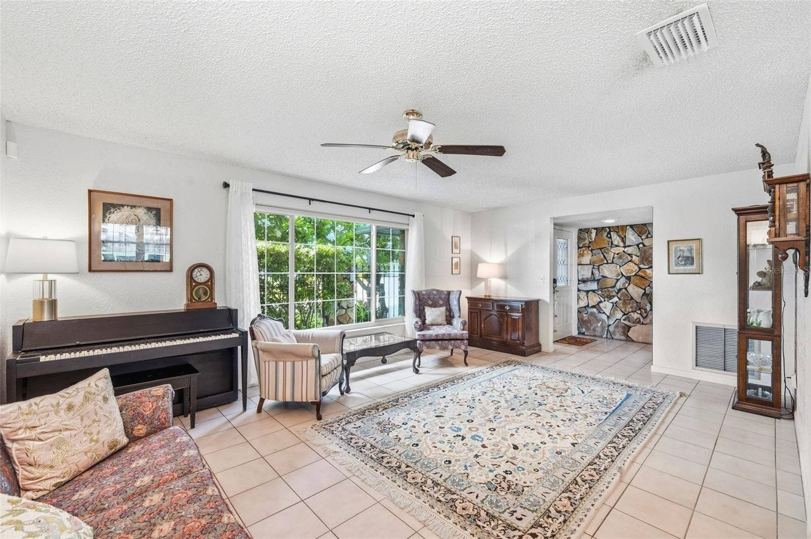 10744 97TH STREET, Largo, FL 33773 10744 97TH STREET, Largo, FL 33773