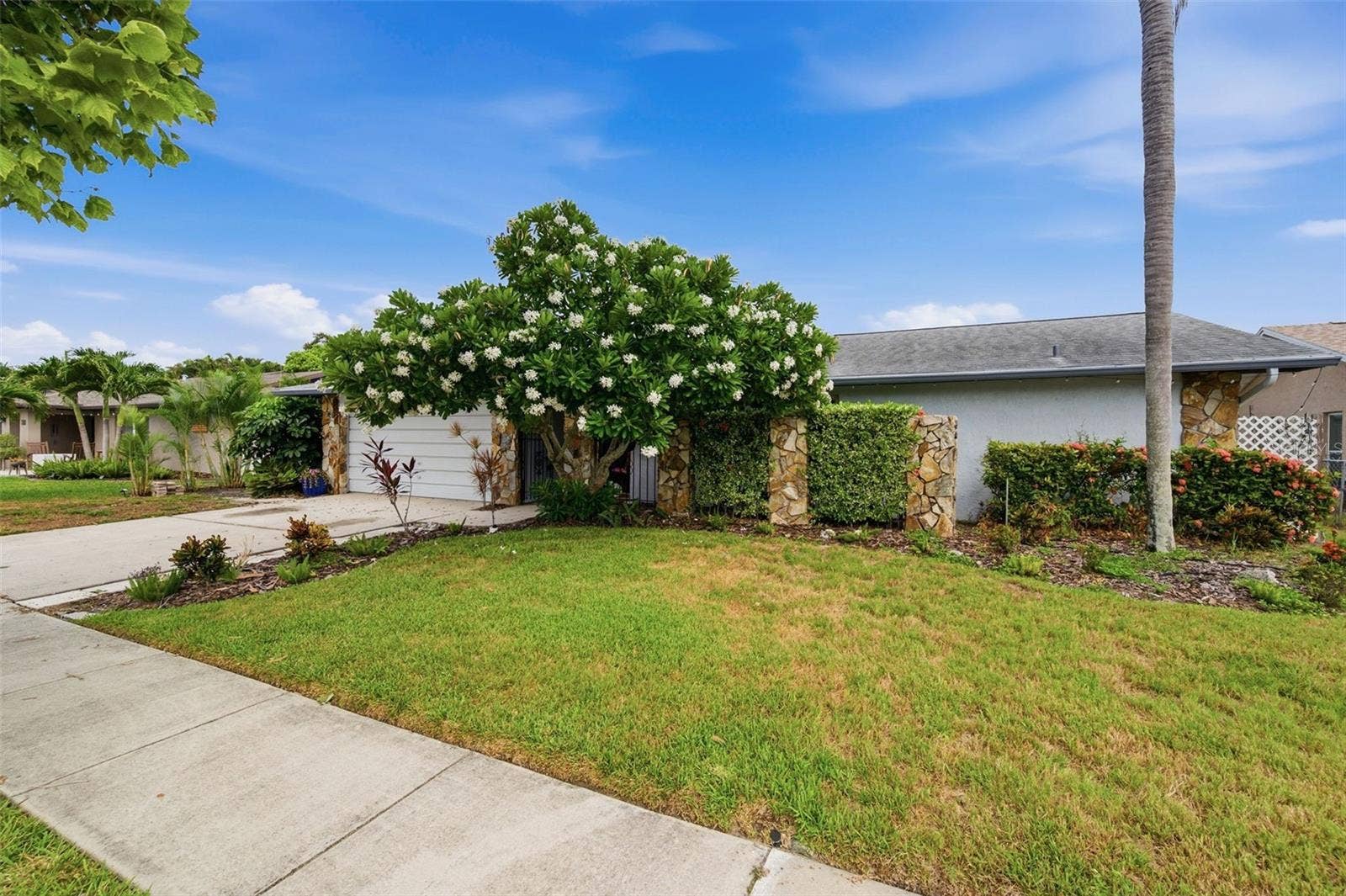 10744 97TH STREET, Largo, FL 33773 10744 97TH STREET, Largo, FL 33773