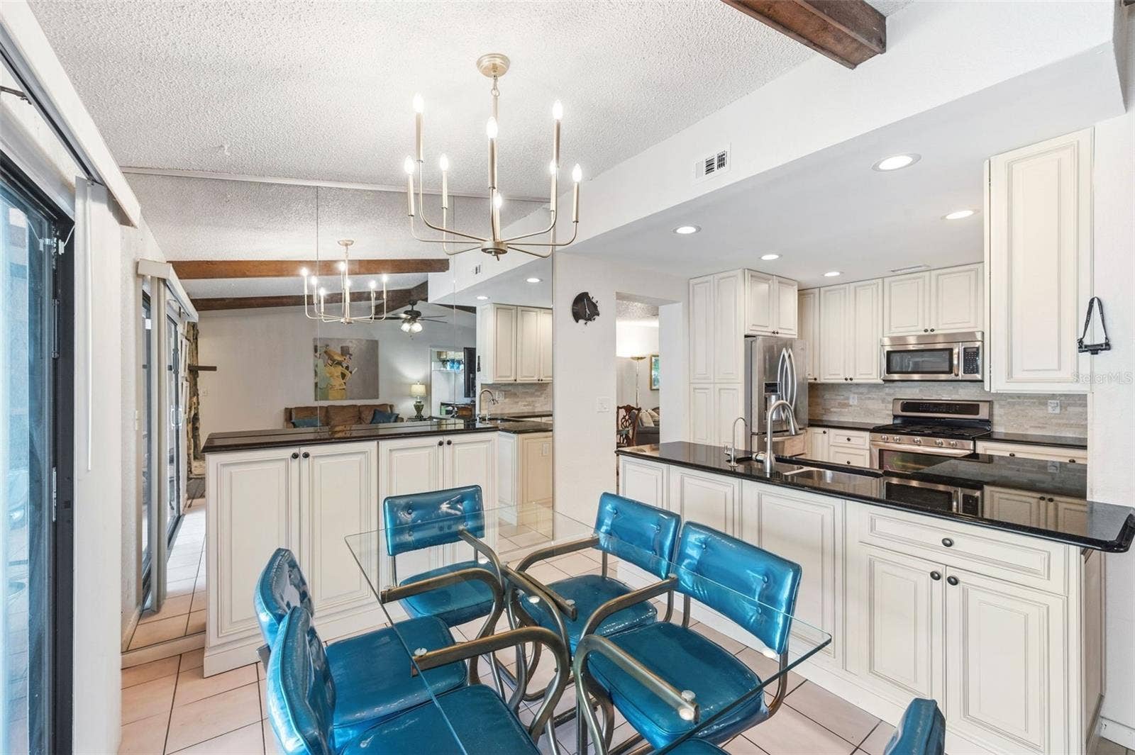 10744 97TH STREET, Largo, FL 33773 10744 97TH STREET, Largo, FL 33773